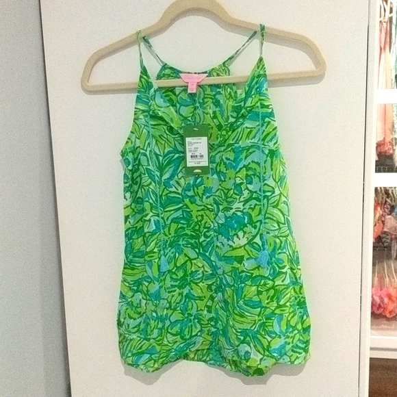 Top - Picture 2 of 4